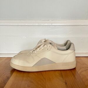 Everlane The Court Off-White Sneakers Size 8 – Like New